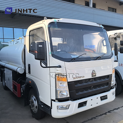 シノトルク・ホウ ミニ軽油タンク 4x2 3000L 燃料タンカー トラック