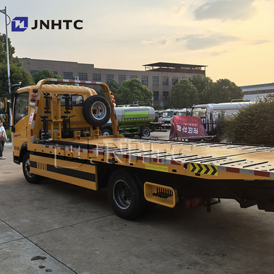 HOWO 4×2 5TON の軽いフラットベッドの破片トラック トラック