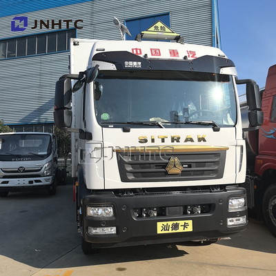 SITRAK パーソナライズド 危険品 輸送 貨物 トラック 4×2 ディーゼル パイロケット 燃える 配送 トラック