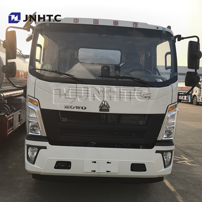 HOWO 燃料タンカー トラック 4X2 8cbm 軽量 オイルタンカー トラック
