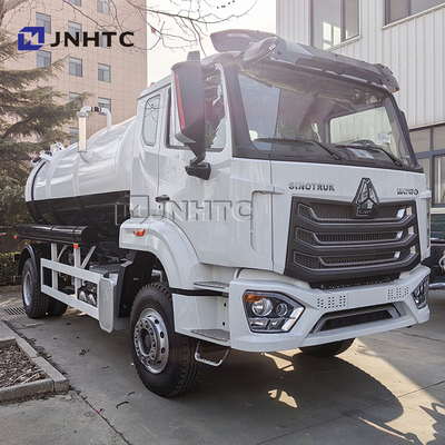 売れているHOWO 4*2 5m3 真空下水道吸水トラック