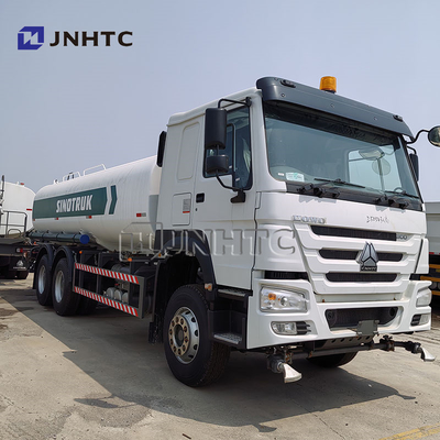 HOWO 6X4 300HP 10000L 道路の保湿のための灌輸トラック