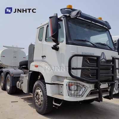 新型ホーオNX トラクタートラック 6x4 440hp 25トンのディーゼル重力トラクタートラック