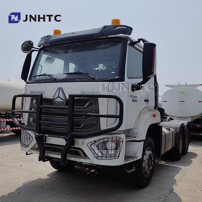 新型ホーオNX トラクタートラック 6x4 440hp 25トンのディーゼル重力トラクタートラック