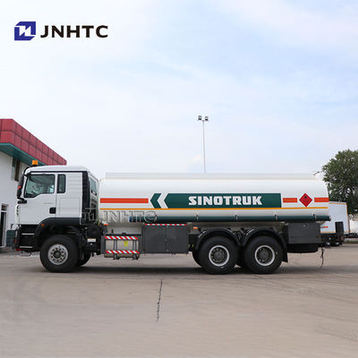 新型HOWO TX 6x4 20 CBM オイルタンカートラック 大容量ディーゼル/ガソリン貯蔵 効率的で安全な輸送