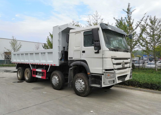 頑丈な8 x 4ダンプカー トラックQ345材料、負荷の50トンのダンプ トラック