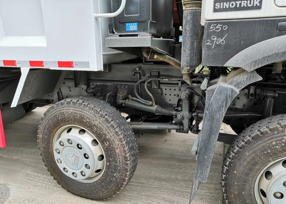 頑丈な8 x 4ダンプカー トラックQ345材料、負荷の50トンのダンプ トラック