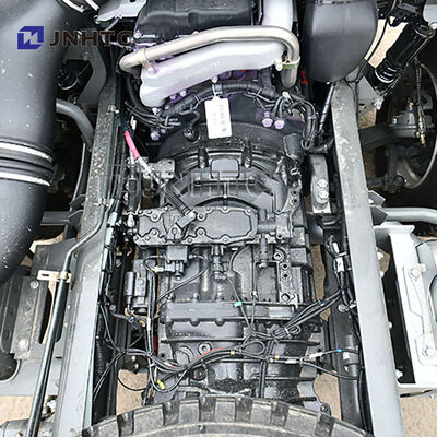 新しい430HP 6X4 HOWO NX TX 10ホイールダンプトラック シャーシ 20トン 30トン容量 ディーゼル ユーロ 2 鉱業用重型トラックセグメント