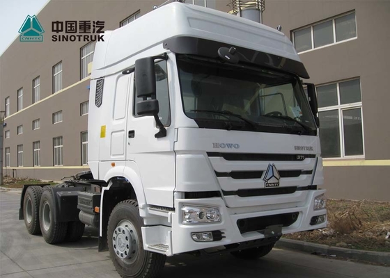 6x4 10タイヤの牽引50T Euro2 Sinotruk HowoのトラクターのトラックLhd 371hp Zz4257s3241v
