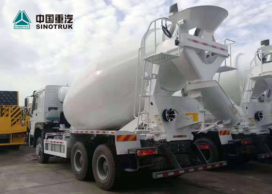 SINOTRUK HOWO 371hpの標準的なトラックミキサのトラック10はZZ1257N3847Aを動かします