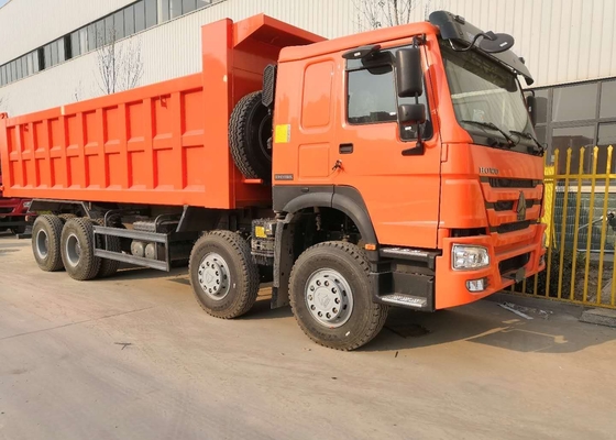 SINOTRUKの簡単な頑丈なダンプ トラック、8x4ダンプカー トラックおよび容易な操作