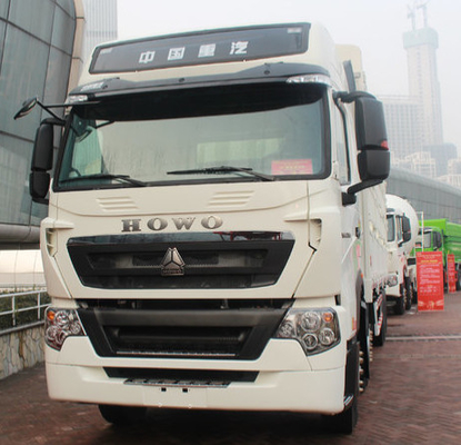 50T容量450hp SINOTRUK HOWO A7 8x4箱の棒のトラック/貨物貨物自動車のトラック