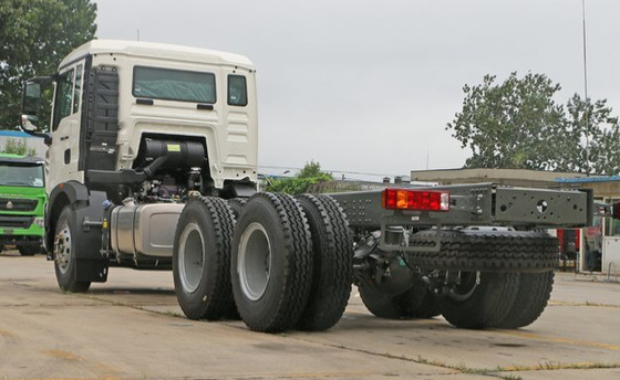 CCC SINOTRUK HOWO A7の重い貨物トラック6X4の商業配達用トラックの長い生命