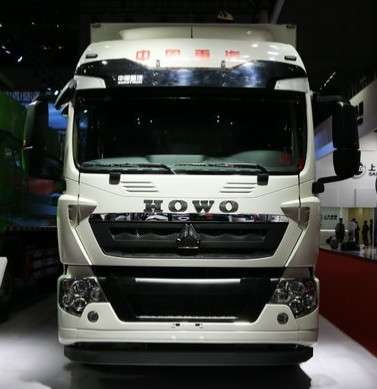 SINOTRUK HOWO 4X2 290HPの貨物輸送のトラック8-20のトンのユーロIIのエミッション規格