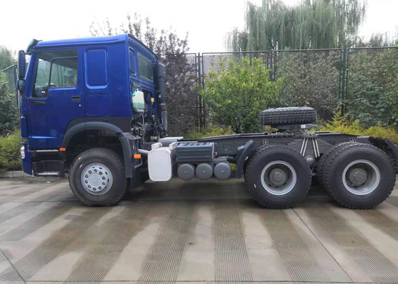Tansportのための青い半色371 HP HOWOのトラクターの頭部のトラックのトラックの発動機