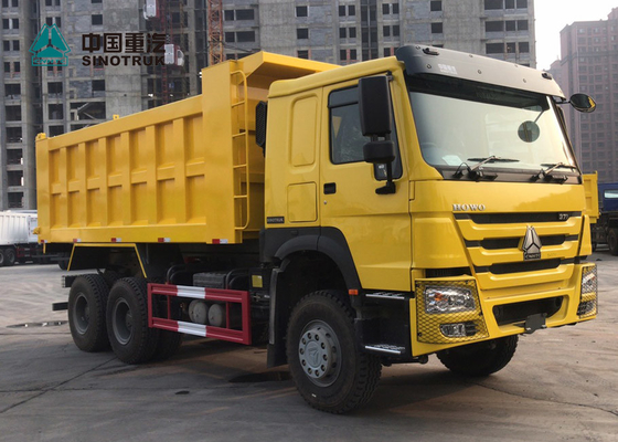 SINOTRUK HOWO 371の20CBM頑丈なダンプ トラック高力シート6 x 4