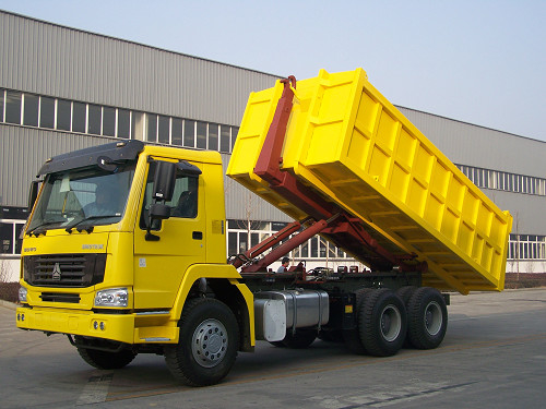 HOWO 6X4キャリッジ取り外し可能なゴミ収集のトラックの黄色色290/336/371hp