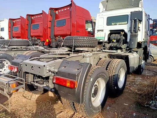 ISOはHOWOのトラクターのトラック336HP 375HPに30トンを50トン25hp 100トンの渡しました