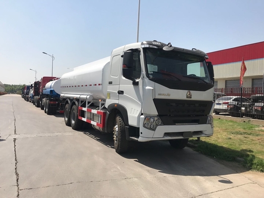 トラック21000リットルのSinotruk Howo A7 6x4の燃料タンクのLhd厚さ4つのMmのタンク