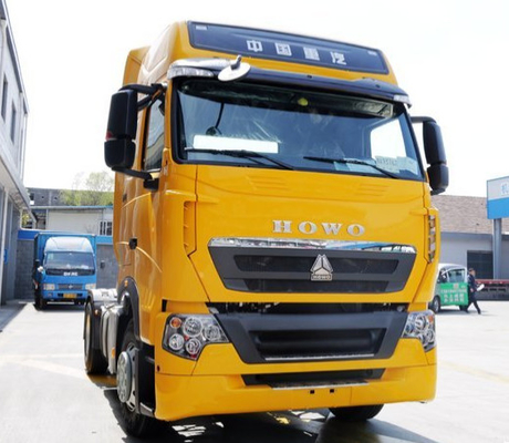 ユーロ2 HW 76のタクシーのHowoの索引車のトラクター4*2ドライブ車輪のトラック