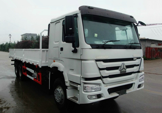 SINOTRUK HOWO 6X4の重い貨物トラックの低いベッド290HPのHF7/HF9フロント・アクスル40トン