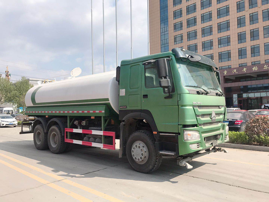20000L-30000L 336hp LHD Sinotruk Howo7 6x4 10は水タンカーの貨物自動車を動かします