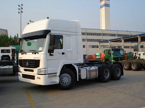 HW79 40-50T牽引容量のための高い小屋のSinotruk Howo7の索引車のトラック