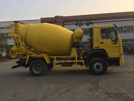 CCCは6つCBMに荷を積んでいる低燃費のSinotruk Jowo 4x2の自己を小型トラックミキサのトラック渡した