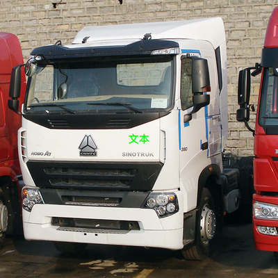 Euro4 4x2 6のタイヤのHowoのトラクターのトラック