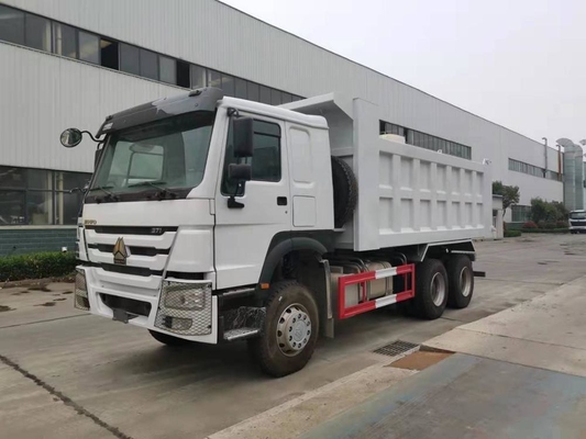 Sinotruk HOWOの馬力371hp Sinotruk Howo 6x4ダンプ トラック20cbm 30tons