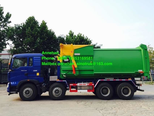利き腕のSinotruk Howo7 6x4 Euro2の廃物のコンパクターのトラック