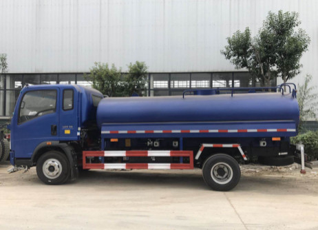 Sinotruk Howo 4x2 6x4 10000L水スプレーのトラック