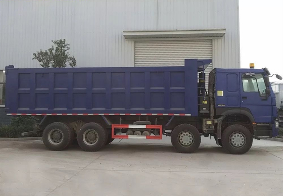 Sinotruk Howo 8*4の頑丈なダンプカー トラックの馬力371hp