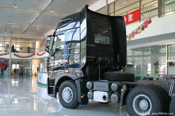 12R22.5 371hp 10の荷車引きのSinotruk Howo 6x4のトラクターのトラック