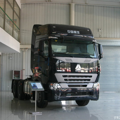 12R22.5 371hp 10の荷車引きのSinotruk Howo 6x4のトラクターのトラック