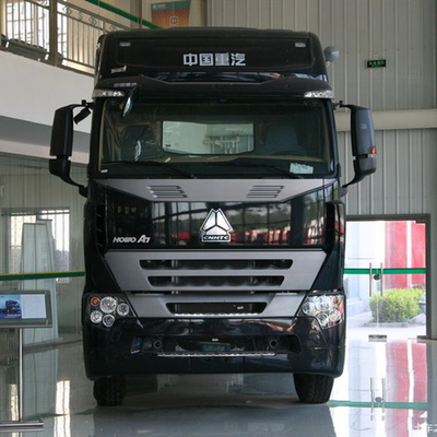 12R22.5 371hp 10の荷車引きのSinotruk Howo 6x4のトラクターのトラック