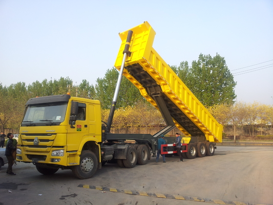 50 - 70T Sinotruk CIMCのボーキサイトの鉱石のローディングのための45cbmダンプカーのダンプ トラックのトレーラー