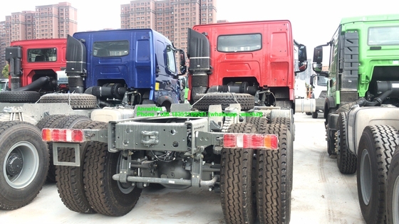 40トンのSinotruk Howo A7の頑丈なダンプ トラックの左手ドライブ