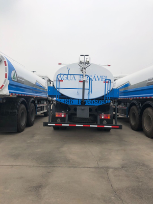 前部後部スプリンクラーが付いている手動10000L 4x2の給水車