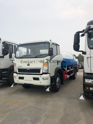 前部後部スプリンクラーが付いている手動10000L 4x2の給水車