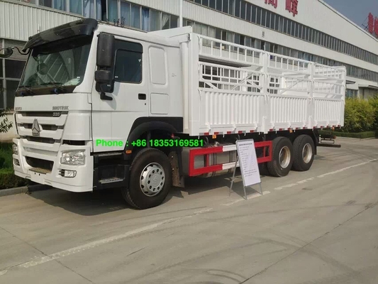 371hp 8x4 LHDのユーロ2 50T Howo 7の重い貨物トラック