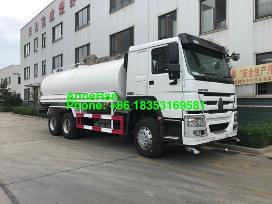 スプレー システムが付いているSinotruk Howo 7 20000L 6x4の給水車
