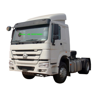 Sinotruk Howo 7の4x2トラクターのトラック6のタイヤ336hpのユーロ2 LHD