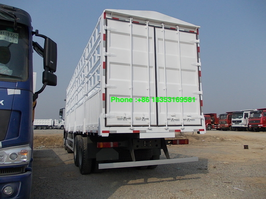 30-40T Sinotruk Howo 7の重い貨物トラックLHD Euro2