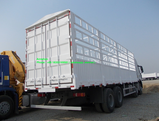 30-40T Sinotruk Howo 7の重い貨物トラックLHD Euro2