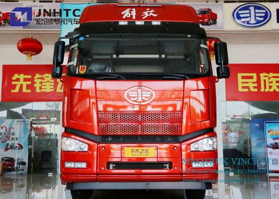 Faw J6Pのユーロ2の二重燃料庫が付いている350hp 10車輪6x4のトラクターのトラック