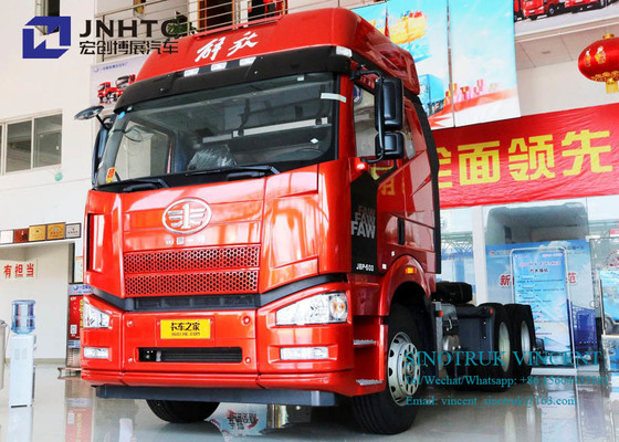 Faw J6Pのユーロ2の二重燃料庫が付いている350hp 10車輪6x4のトラクターのトラック