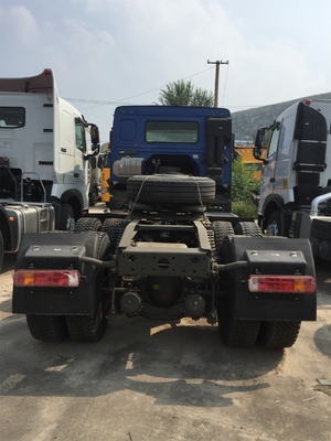 青いSinotruk Howo 371の索引車のトラックのトレーラー トラックのトラックZZ4257N3241W