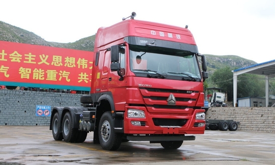 赤い半Sinotruk Howo 6x4の索引車のトラック10の荷車引きのトラクターのトラック