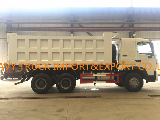 SINOTRUK HOWO A7の5ヤードのバケツが付いている頑丈なダンプ トラック
